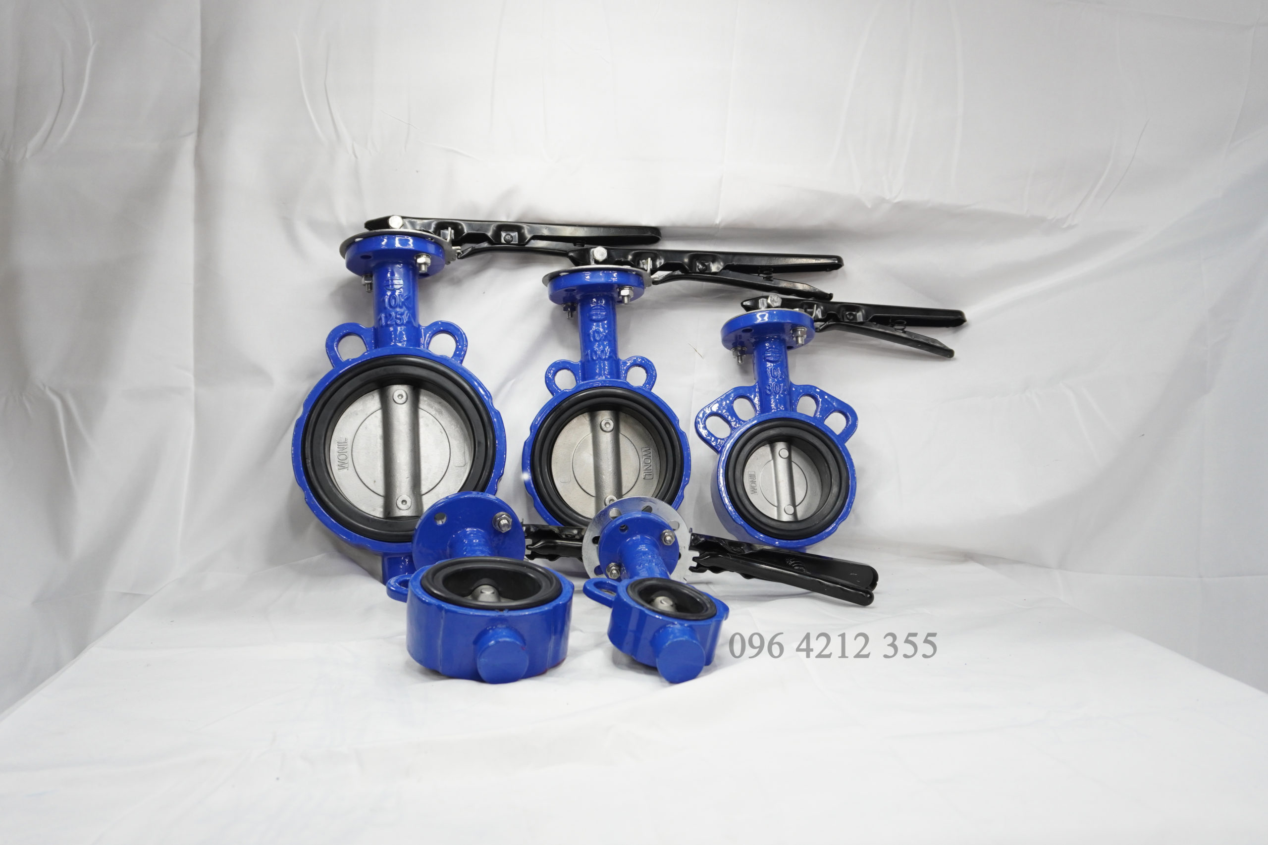 van bướm thân gang cánh inox