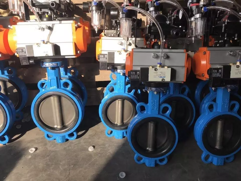 Van bướm điều khiển bằng khí nén DN80