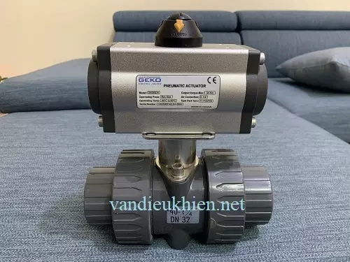 Van bi nhựa điều khiển khí nén 