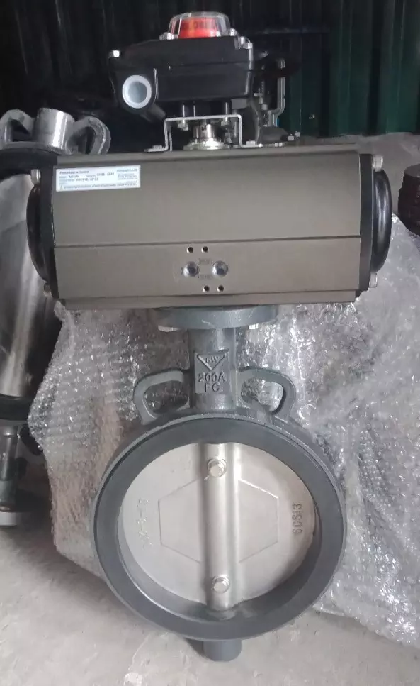 Van bướm điều khiển bằng khí nén DN80