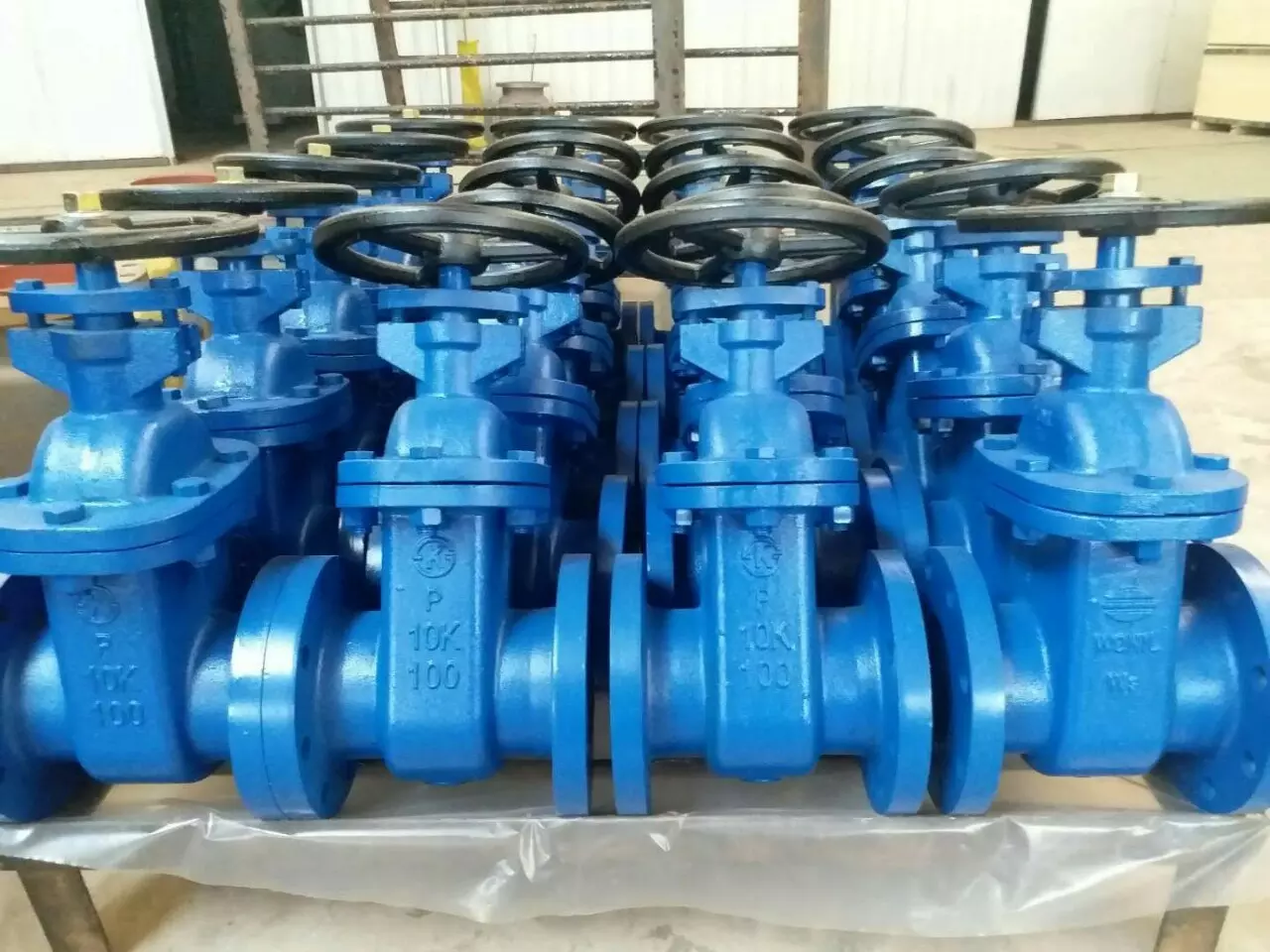 vanconghanquoc Van cổng ty chìm Hàn Quốc