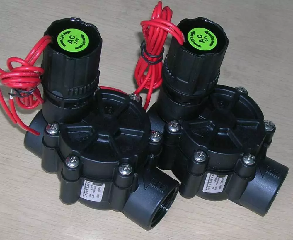 van điện từ nhựa