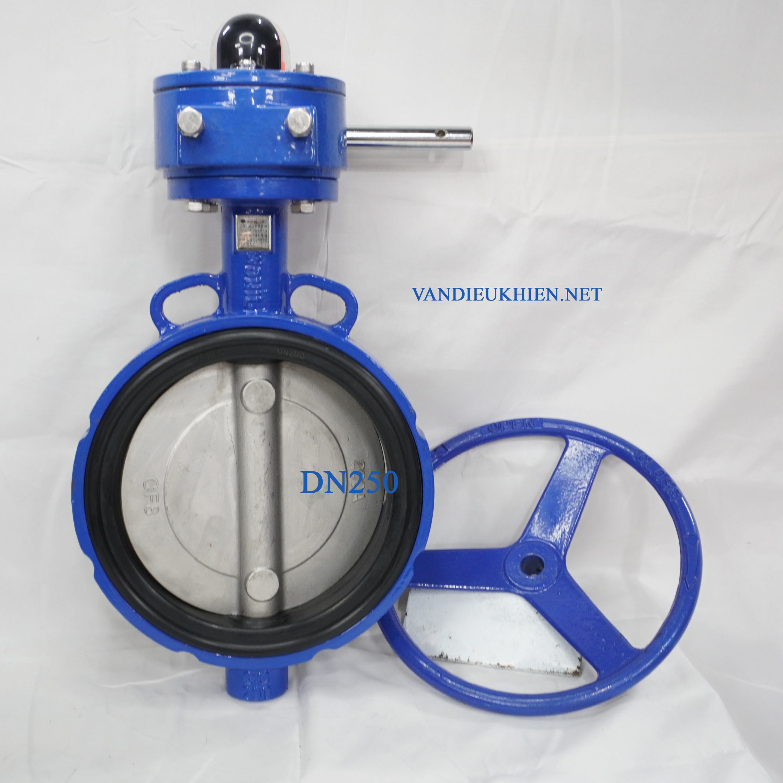 van bướm DN250